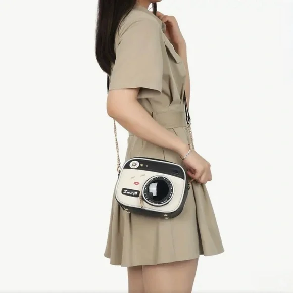 Novelty Camera Crossbody Bag - Picture 6 of 6